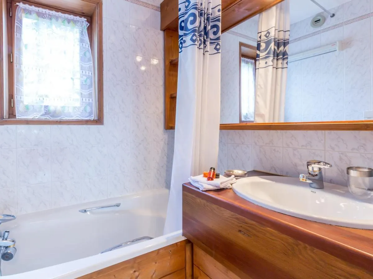 Spacieux Appartement 3 Pieces Avec Balcon, Depart Skis Aux Pieds, Wifi A Val-D'Isere - Fr-1-694-103 Apartment